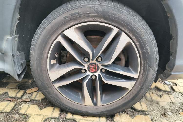 Used BYD Tang New Energy 2015 2.0T Four-Wheel-Drive Flagship Model
