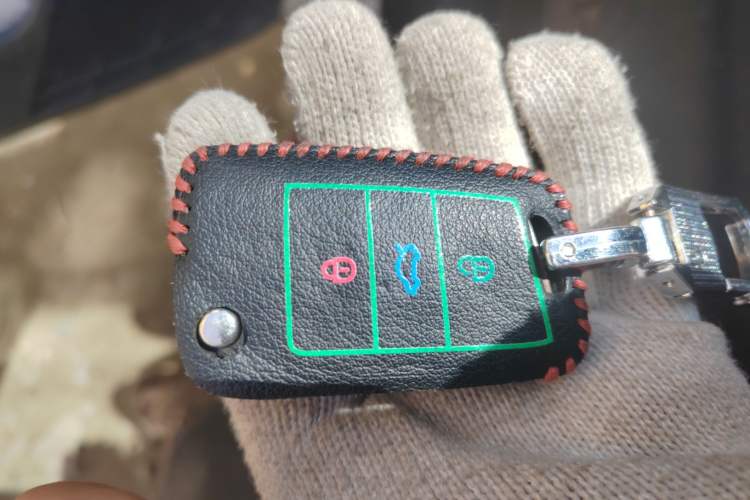 Used Volkswagen Bora 2021 1.5L Automatic Fashionable Smart Connectivity Version Vehicle Key