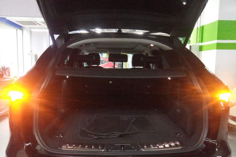 Used Jaguar F-PACE 2021 250 PS
