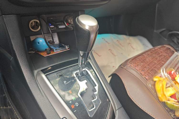 Used Toyota Levin 2014 1.6G CVT Elite Edition Gear Lever