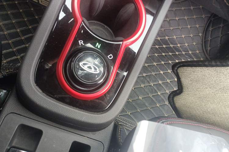 Used Chery Little Ant 2023 Updated Version 251 km Love Edition Lithium Iron Phosphate