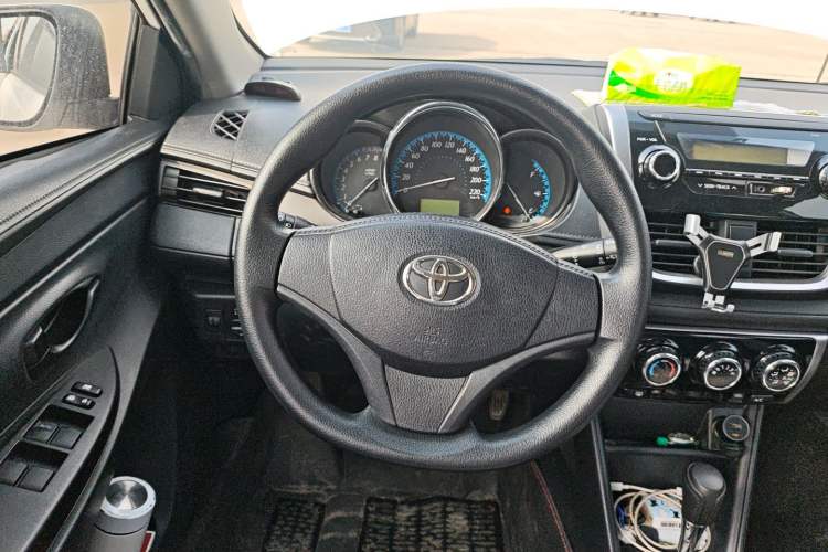 Used Toyota YARiS L Zhi Xuan 2016 Revised 1.5E CVT Charming Edition
