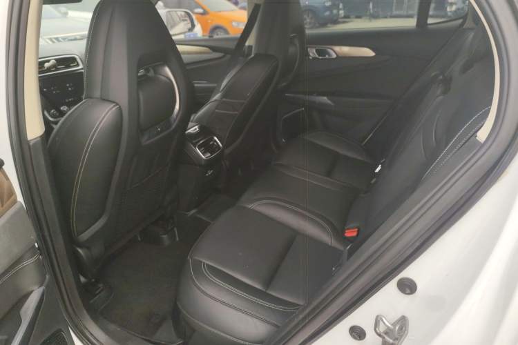 Used Lynk & Co 01 2017 2.0T Two-Wheel Drive Pro Edition
