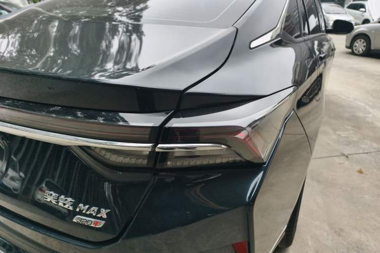 Used Dongfeng Aeolus Yixuan MAX 2024 1.5T Luxury Edition