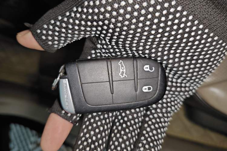 Used Chrysler 300C 2013 3.6L Premium Edition
