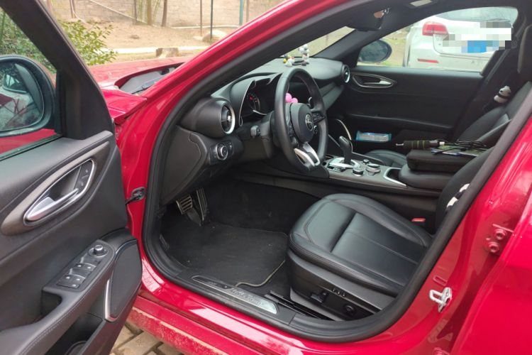 Used Alfa Romeo Giulia 2022 2.0T 280HP Ti Driving Edition