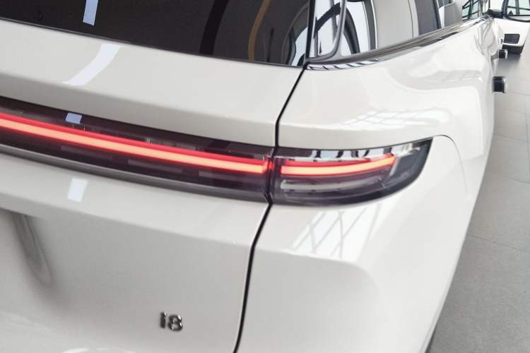 Used Li Auto i8 2025 Model Standard Version