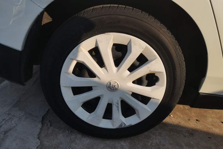 Used Venucia D60 2021 1.6L Entry Manual Comfort Edition
