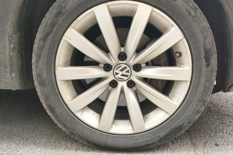 Used Volkswagen Sharan 2014 2.0 TSI Comfort Model
