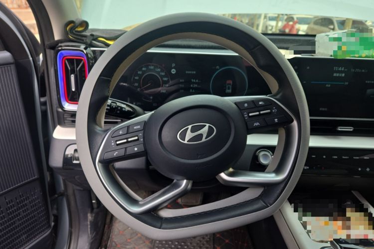 Used Hyundai ix35 2023 Musso 2.0L Flagship Edition TOP
