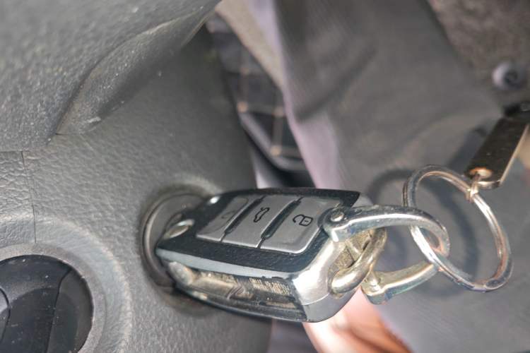 Used Volkswagen Polo 2016 1.6L Automatic Comfort Model