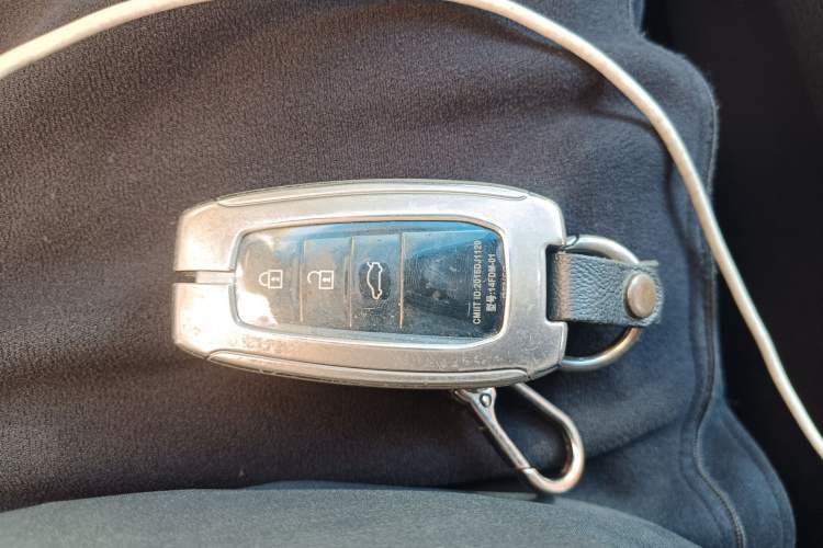 Used Toyota Camry 2023 Dual-Motor 2.5HG Luxury Edition
