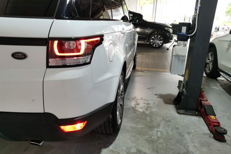 Used Land Rover Range Sport 2016 3.0 SC V6 HSE DYNAMIC Right Rear Taillight