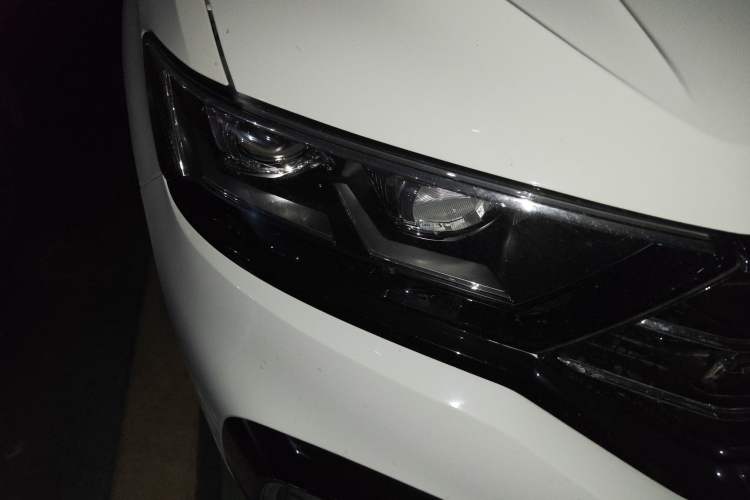 Used Volkswagen T-ROC 2019 280TSI DSG Two-Wheel Drive R-Line Pro
