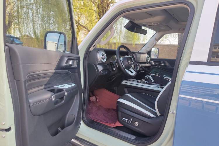 Used Tank 300 2021 City Edition 2.0T—Truly Stylish Driver Seat