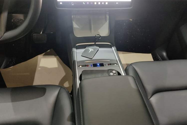 Used Tesla Model Y 2023 Rear-Wheel-Drive Version