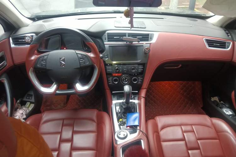 Used DS 6 2017 1.6T Prestige Edition THP160
