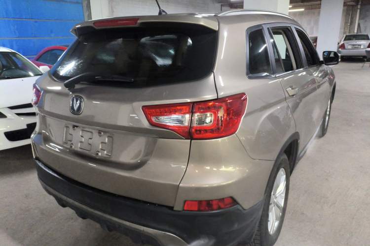 Used CHANGAN CS75 2014 2.0L Manual Luxury Version China V Standard
