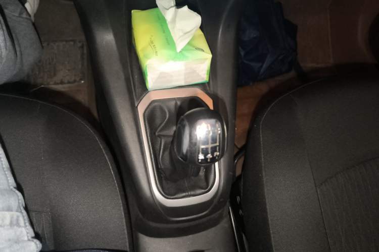 Used Citroen Elysee 2014 1.6L Manual Fashion Edition Gear Lever