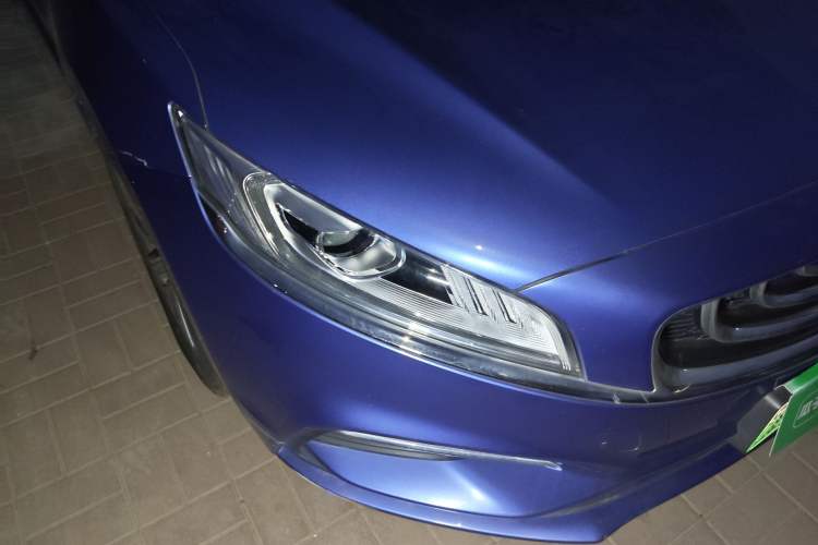 Used Geely Auto Emgrand GT New Energy 2018 1.5T PHEV Yaoxiang Edition Right Front Headlight