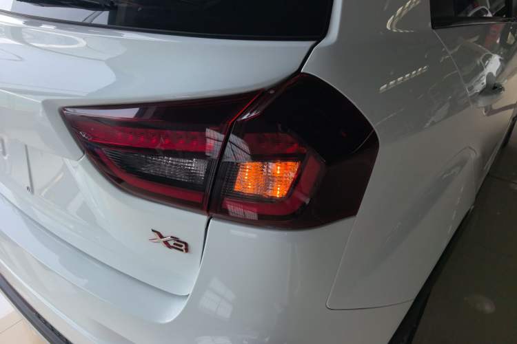 Used Geely Auto Vision X3 2020 1.5L CVT Luxury Model
