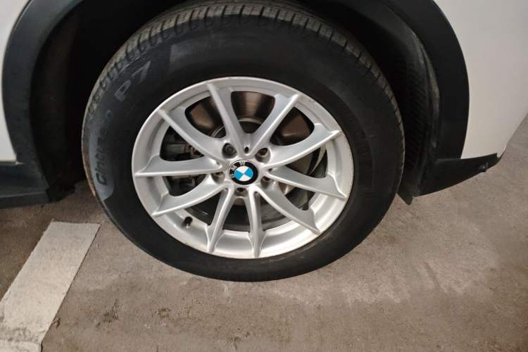 Used BMW X3 2016 sDrive20i Right Front Wheel Hub