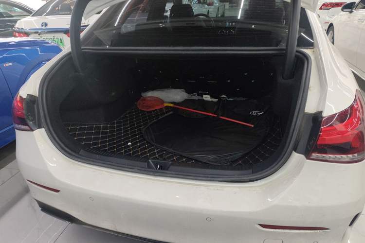 Used Mercedes-Benz A-Class 2020 Restyled A 200 L Sport Sedan Fashion Version