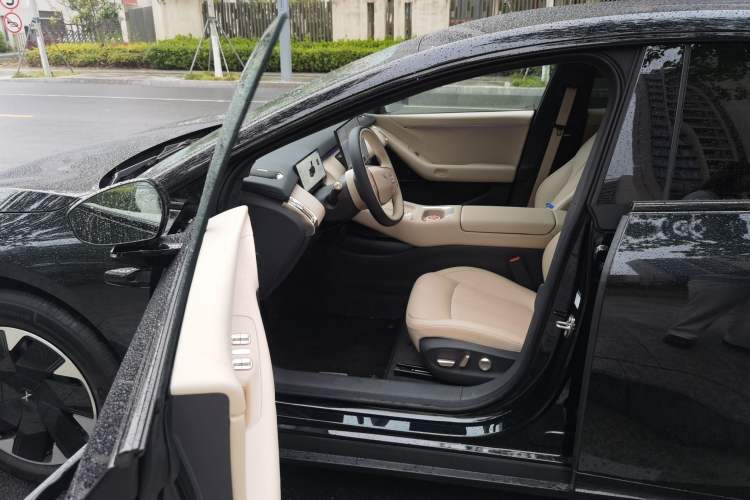 Used XPeng P7+ 2024 Long-Range Max Driver Seat