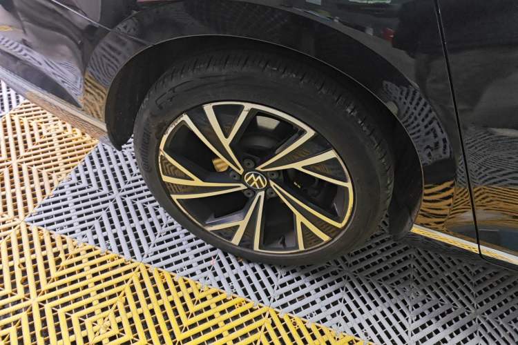 Used Volkswagen Magotan 2020 330TSI DSG Luxury Edition Exterior 5