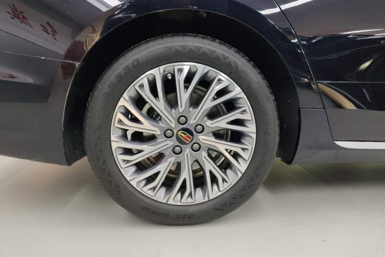 Used Hongqi H5 2023 2.0T Automatic Smart Connect Flagship Edition Exterior 5