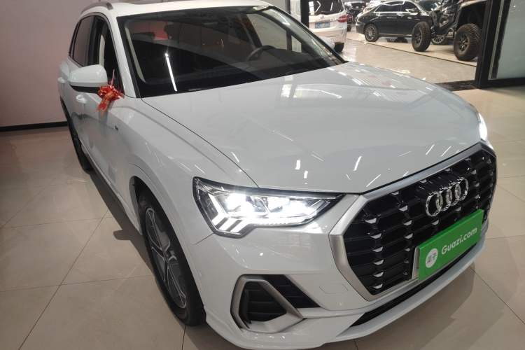 Used Audi Q3 2022 40 TFSI Fashion Dynamic Model