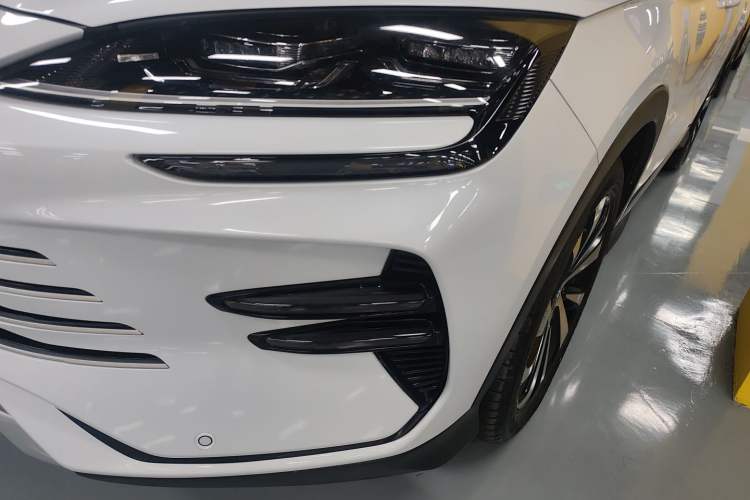 Used BYD Song PLUS New Energy 2024 HONOR Edition DM-i 110km Flagship PLUS Left Front Headlight