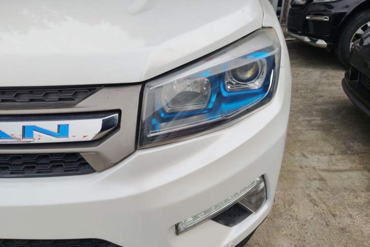 Used Changan CS75 2017 Shangku Edition 1.5T Manual ZhiXiang Model