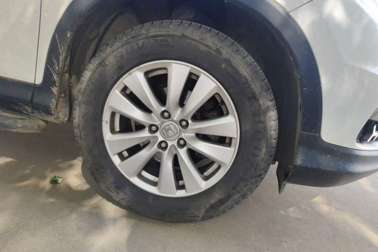 Used Honda CR-V 2015 2.0L two-wheel drive urban version
