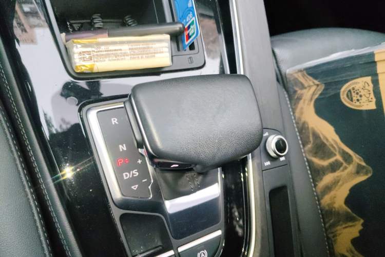 Used Audi A4L 2023 40 TFSI Luxury Dynamic Model