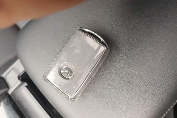 Used Mazda 3 Axela 2021 2.0L Automatic Zhiyao Edition
