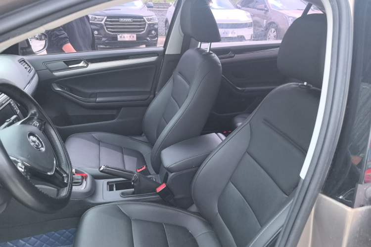 Used Volkswagen Sagitar 2018 280TSI DSG Ignite Edition Left Front Seat