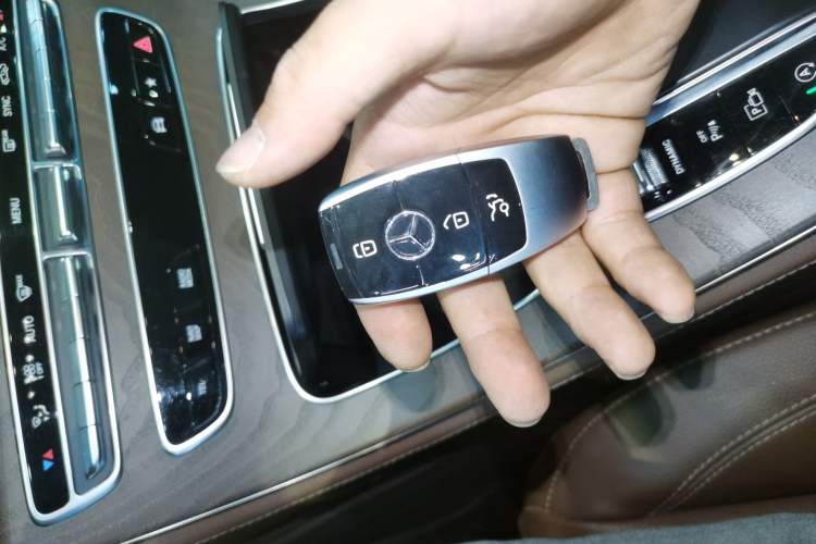 Used Mercedes-Benz E-Class 2021 Facelift E 300 L Stylish Edition