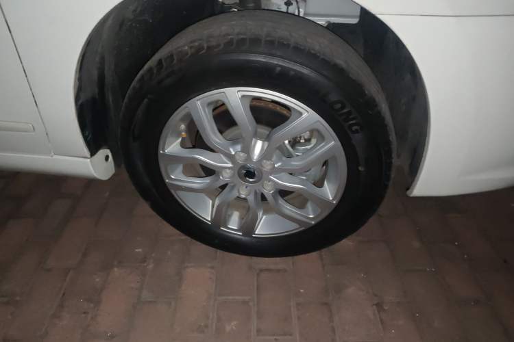 Used Dongfeng Junfeng E11K 2019 ES360 Battery-Swap Version 46.7 kWh
