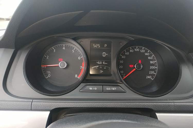 Used Volkswagen Lavida 2019 Lavida Start 1.5L Automatic Trendy Version China VI Standard Instrument Cluster