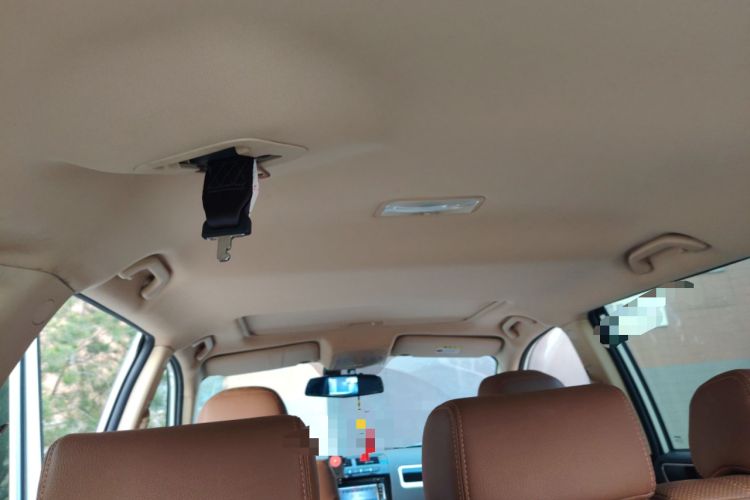 Used Yema T70 2015 Revised 1.8T CVT Elegant Version
