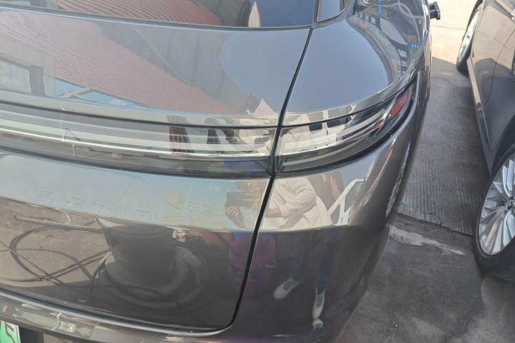 Used Li Auto L7 2023 Pro Model
