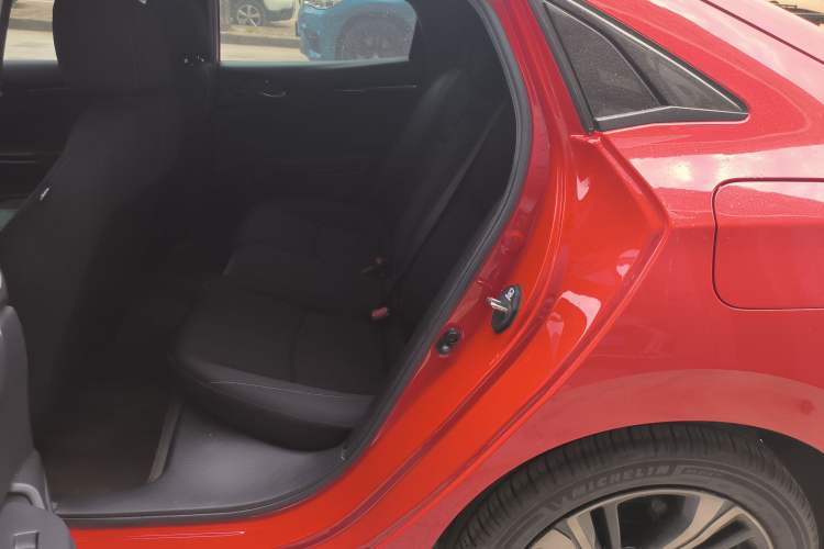 Used Honda Civic 2021 HATCHBACK 220TURBO Manual Driving Pleasure Control
