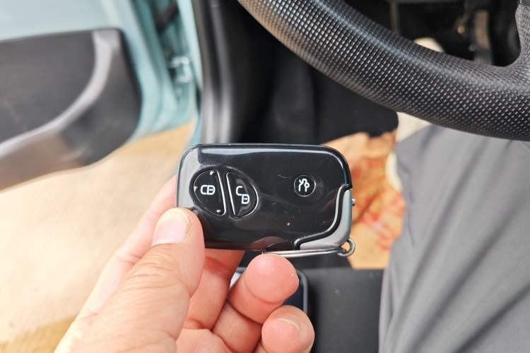 Used BYD F0 2013 1.0L AMT XuanKu Model Interior 1