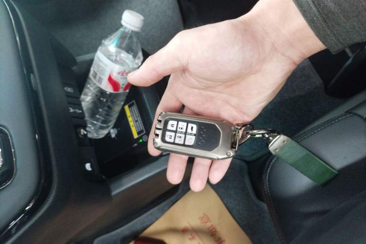 Used Honda Elysion 2022 2.0L eHEV Luxury Edition