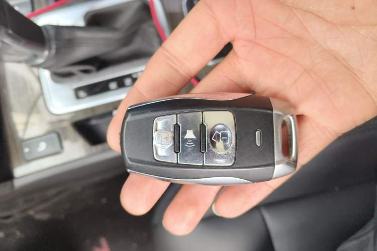 Used Haval H6 Coupe 2015 Blue Label 2.0T Automatic Two-Wheel Drive Prestige Model