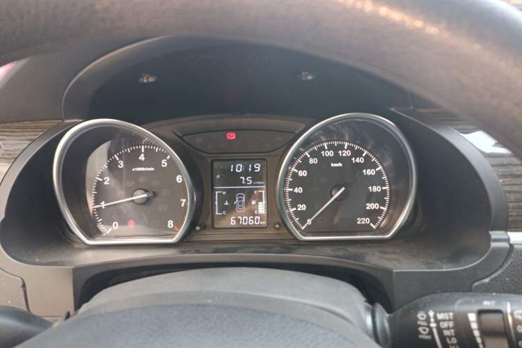 Used Zotye T600 2016 1.5T Manual Luxury Model Instrument Cluster