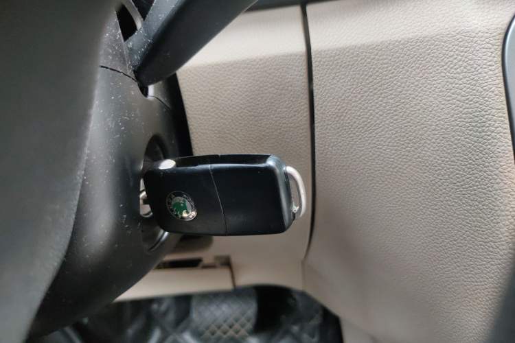 Used Skoda Fabia 2011 1.6L Automatic Crystal Edition