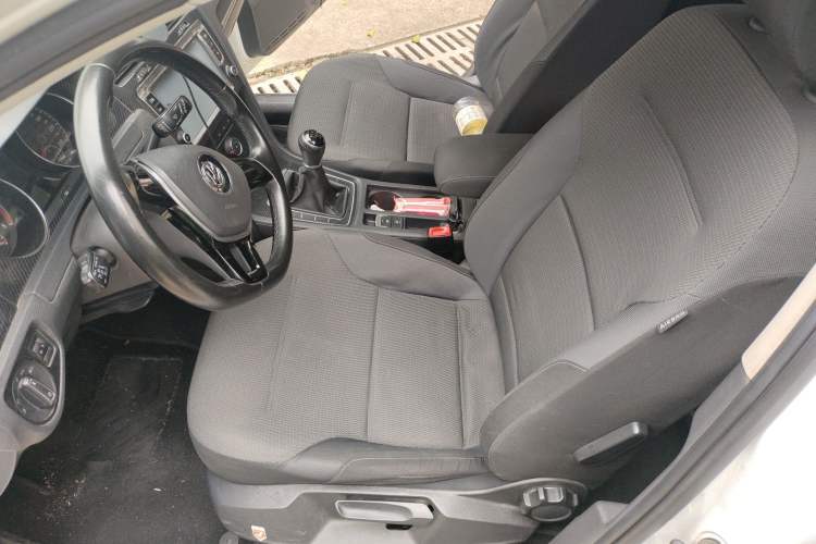 Used Volkswagen Golf 2015 1.4TSI Manual Comfort Model Left Front Seat