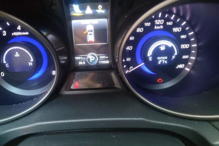 Used CHANGAN CS75 2014 1.8T Automatic Elite Model China IV Standard
